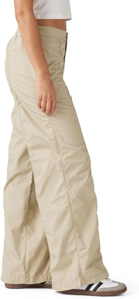 imageLevis Womens Baggy Parachute PantsWhite Pepper
