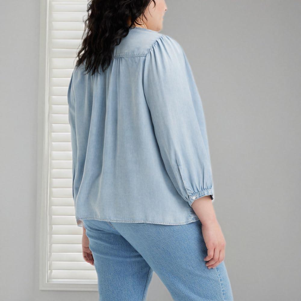 imageLevis Womens Halsey Blouse Also Available in PlusTech Tricks No Damage 2