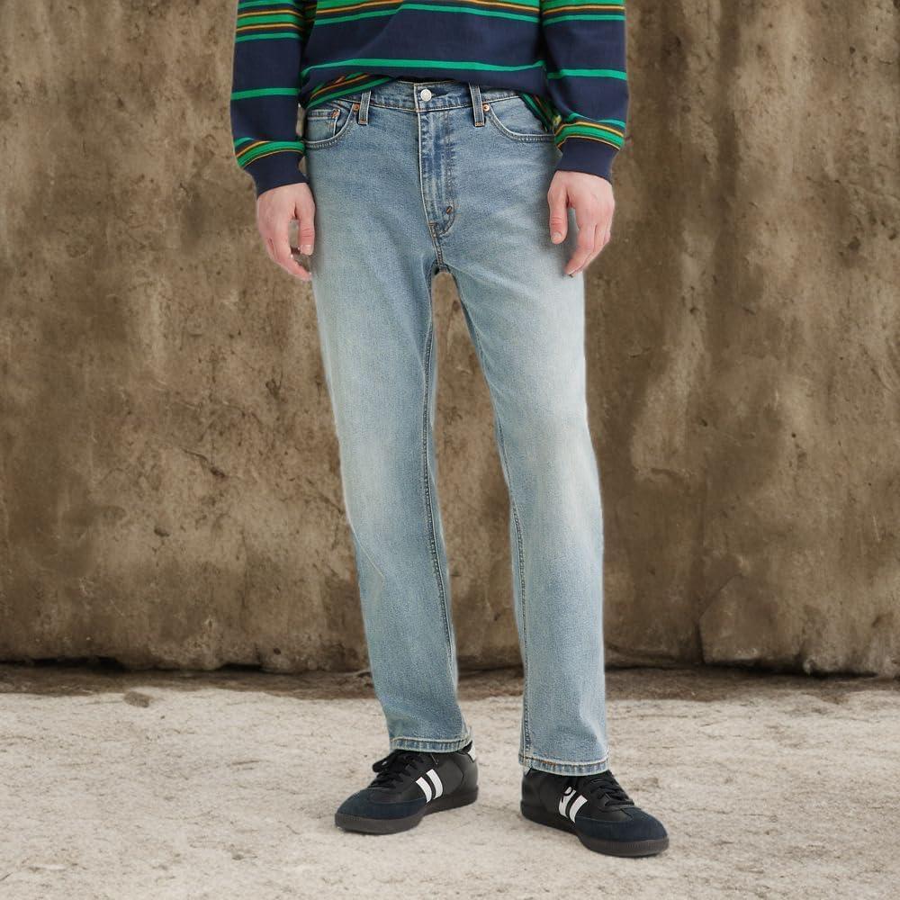 imageLevis Mens 541 Athletic Fit Jeans SeasonalKeep Up Adapt