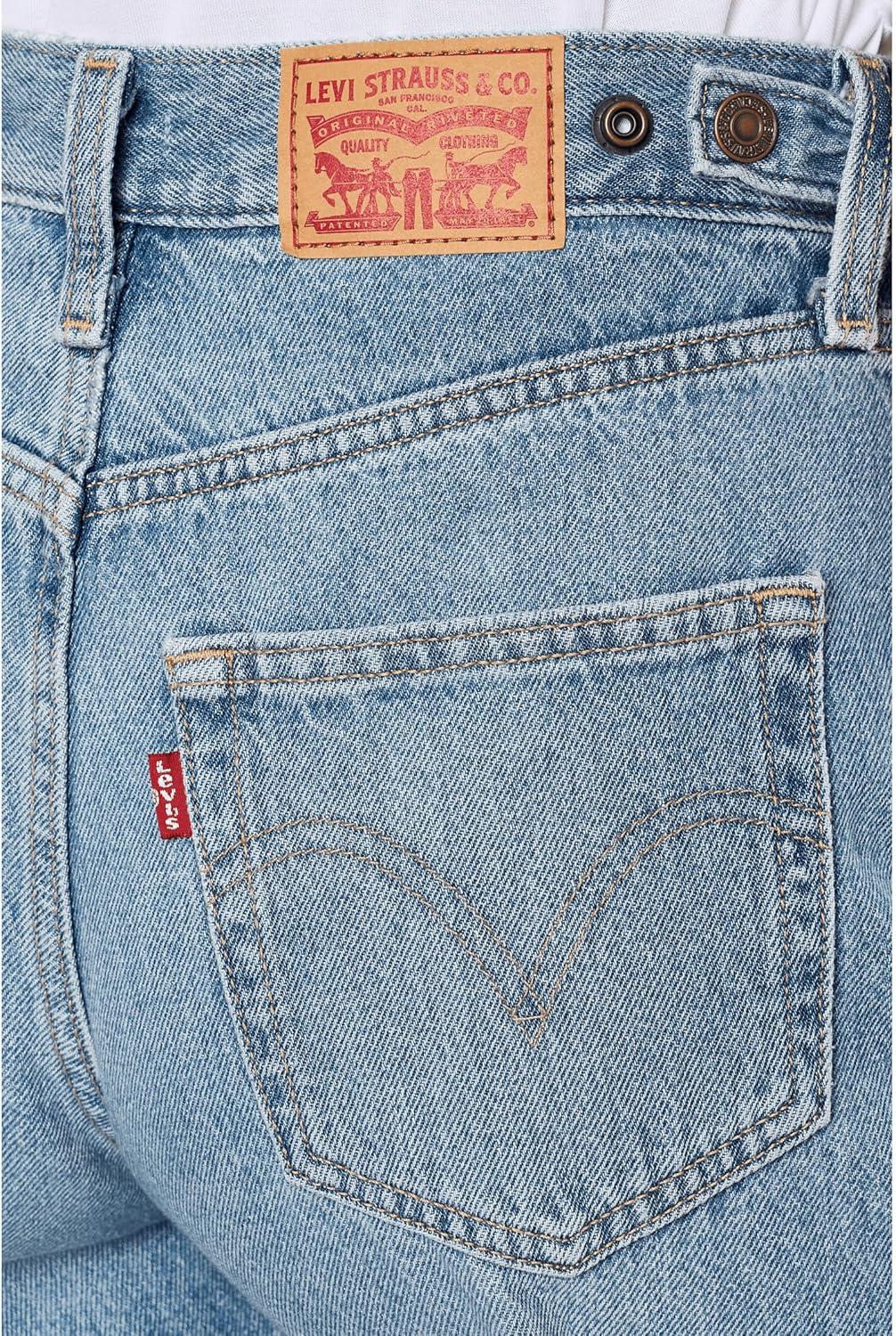 imageLevis Womens Cinch BarrelLet Love in