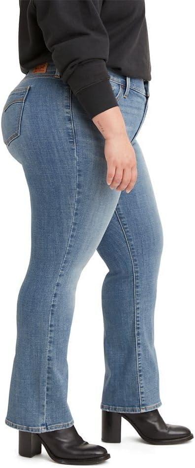 imageLevis Womens Classic Bootcut JeansStay Put