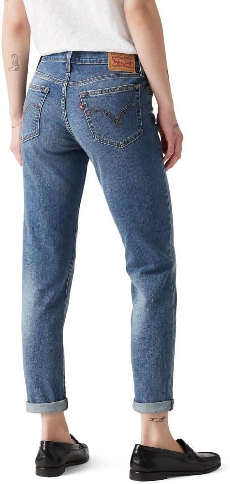 imageLevis Womens New Boyfriend JeansDriving Away
