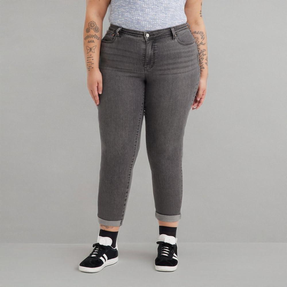 imageLevis Womens New Boyfriend JeansNight is Young