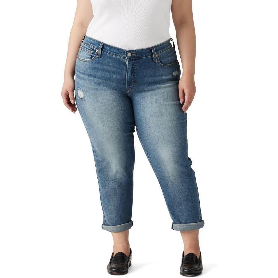 imageLevis Womens New Boyfriend JeansDriving Away