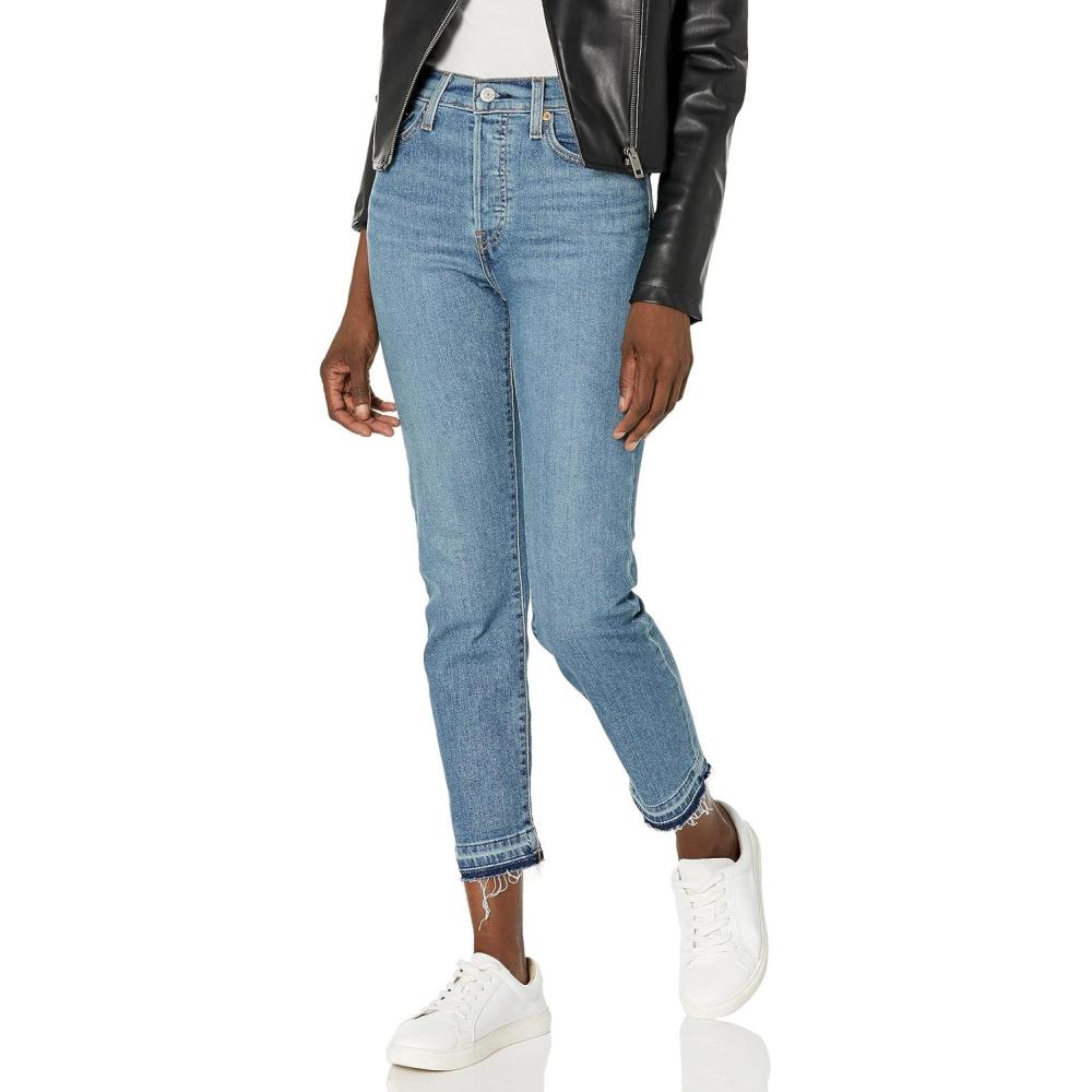 imageLevis Womens Wedgie Straight JeansTurned on Me