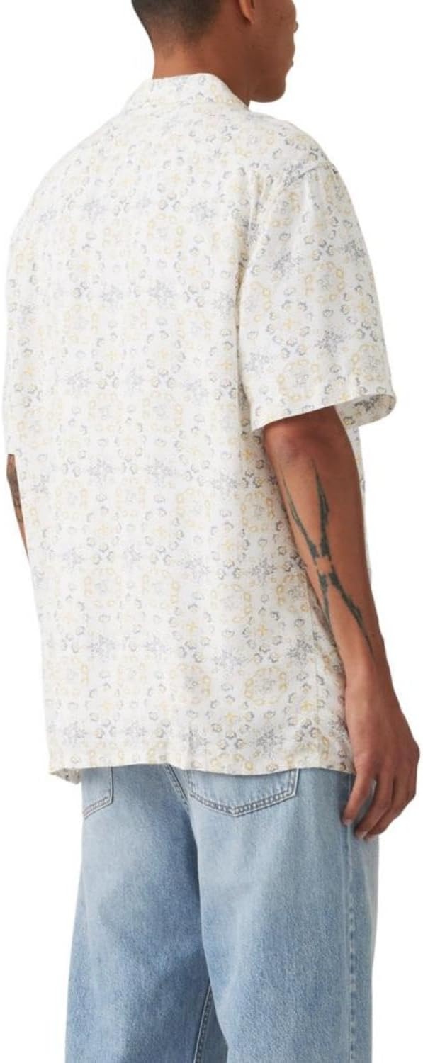 imageLevis Mens Short Sleeve Classic Camper ShirtMalachi Tile Egret